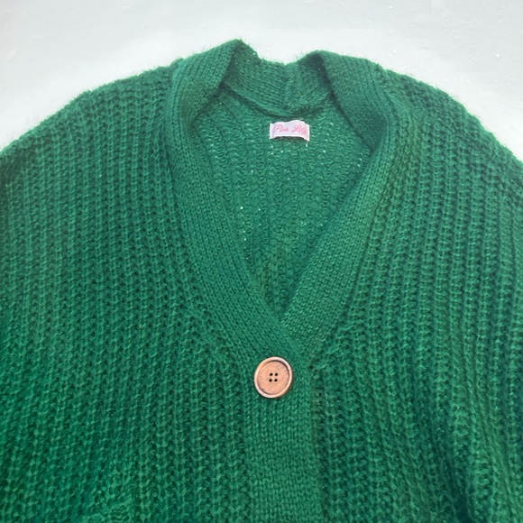 Pink Lily sundown awaits green fuzzy oversized cardigan buttons - Picture 10 of 11